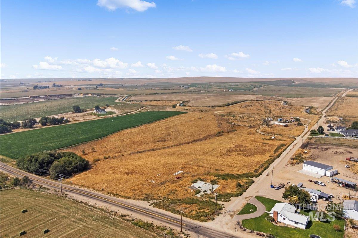 Lot 1 B Market Property Photo 5