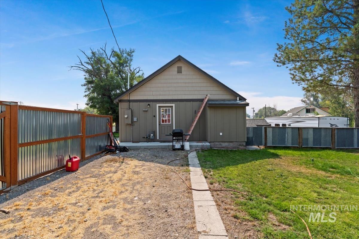 205 N Owyhee St Property Photo 33
