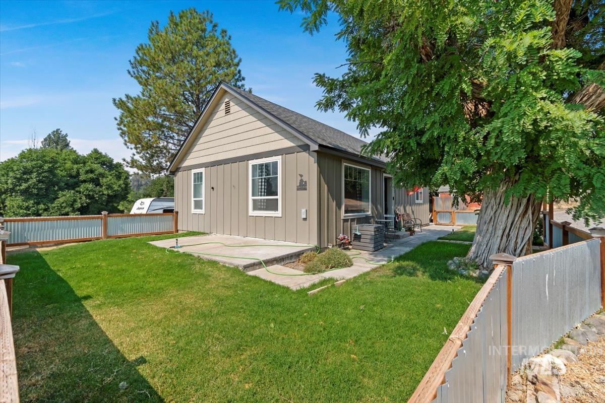 205 N Owyhee St Property Photo 37