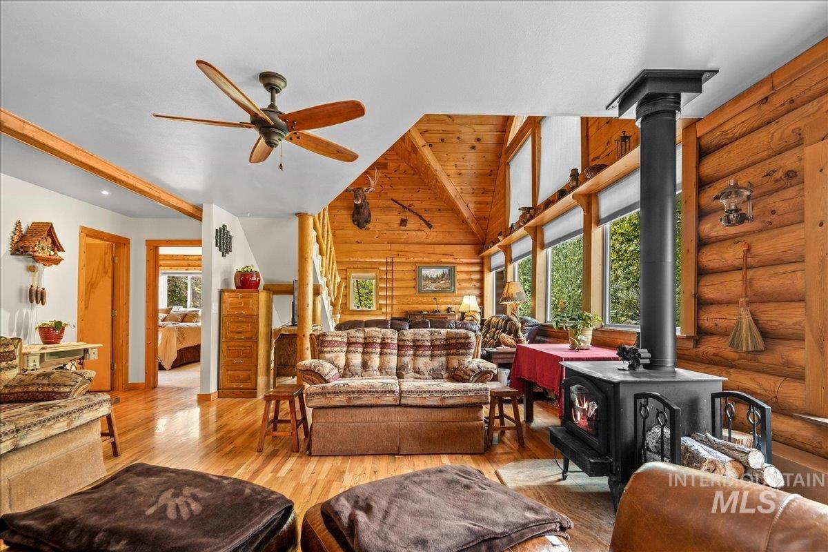 6856 Highway 55 Property Photo 16