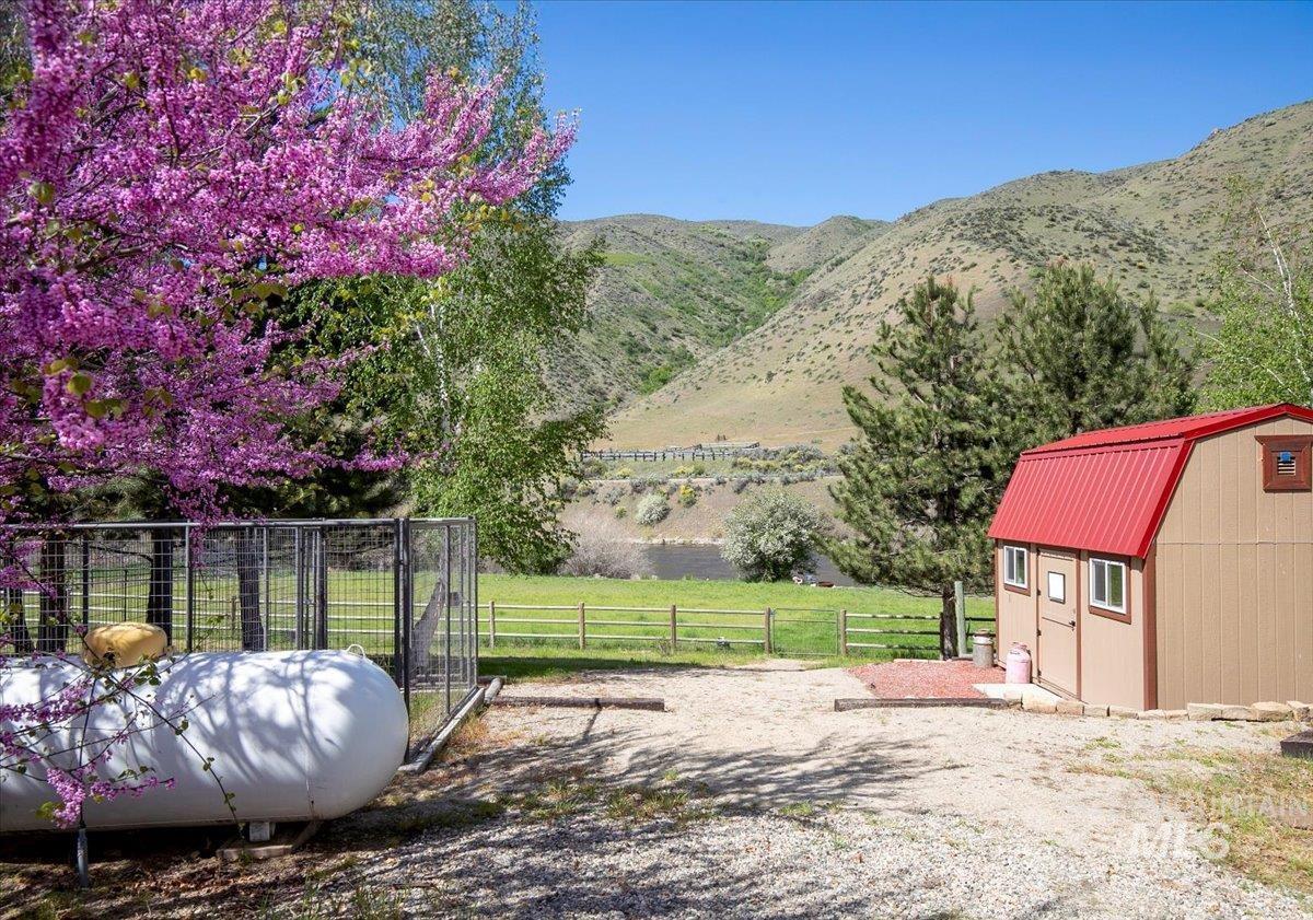 6856 Highway 55 Property Photo 36