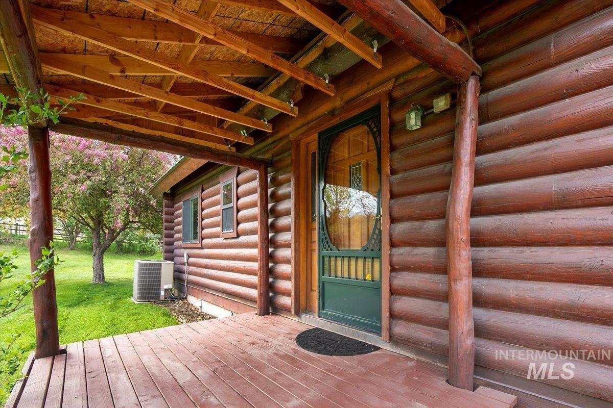 6856 Highway 55 Property Photo 13