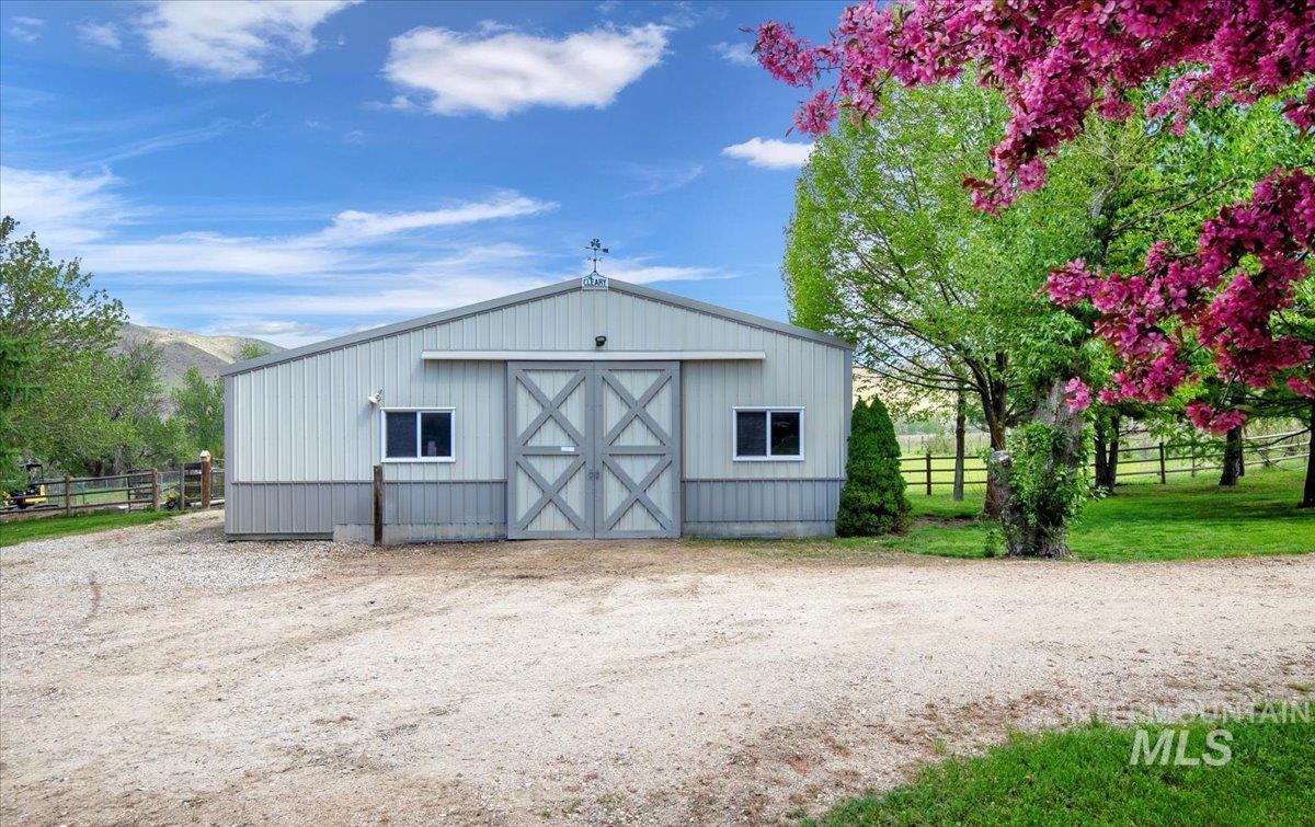6856 Highway 55 Property Photo 20