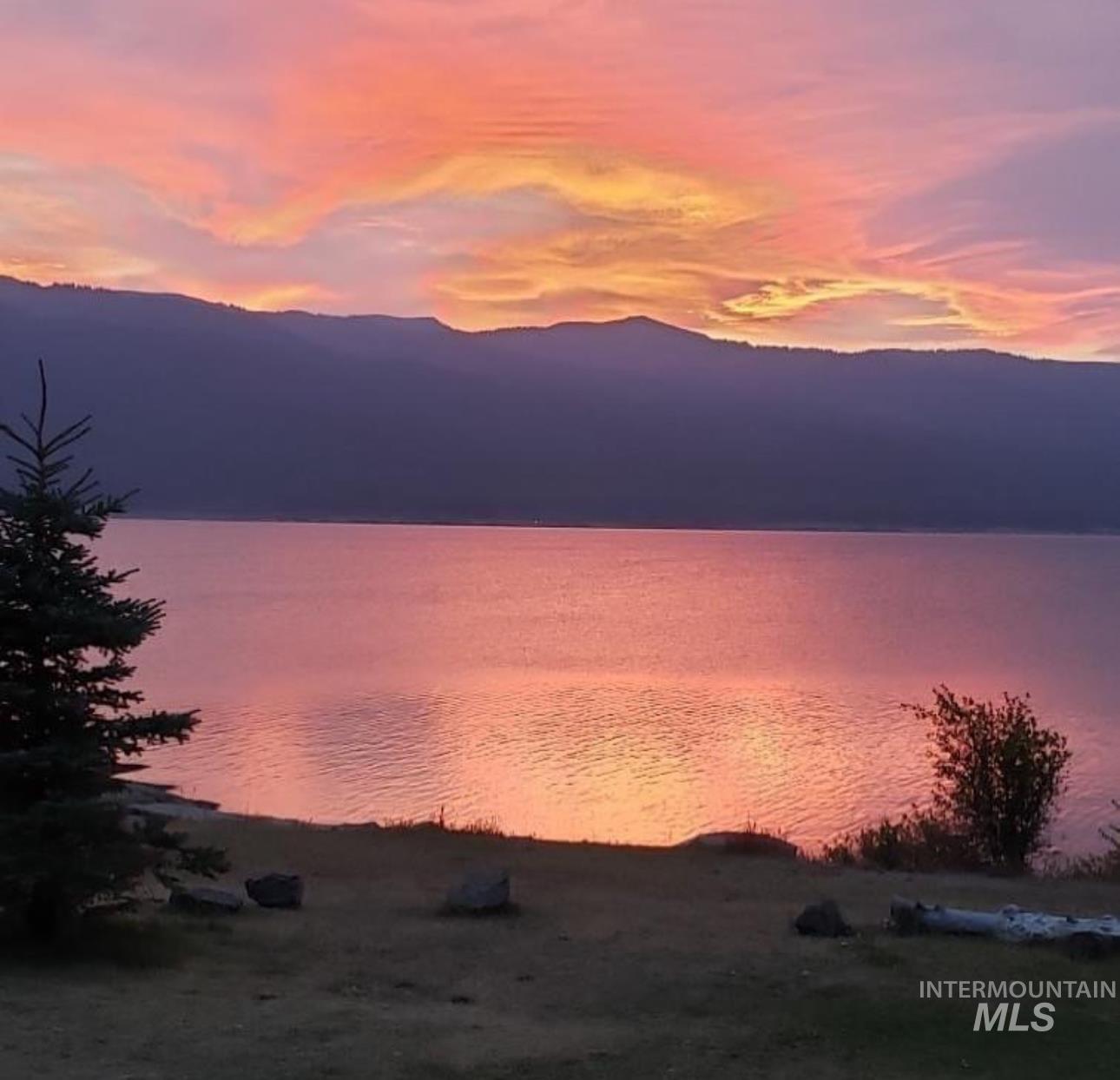 1737 Pine Lakes Ranch Dr / And Tbd Property Photo 2