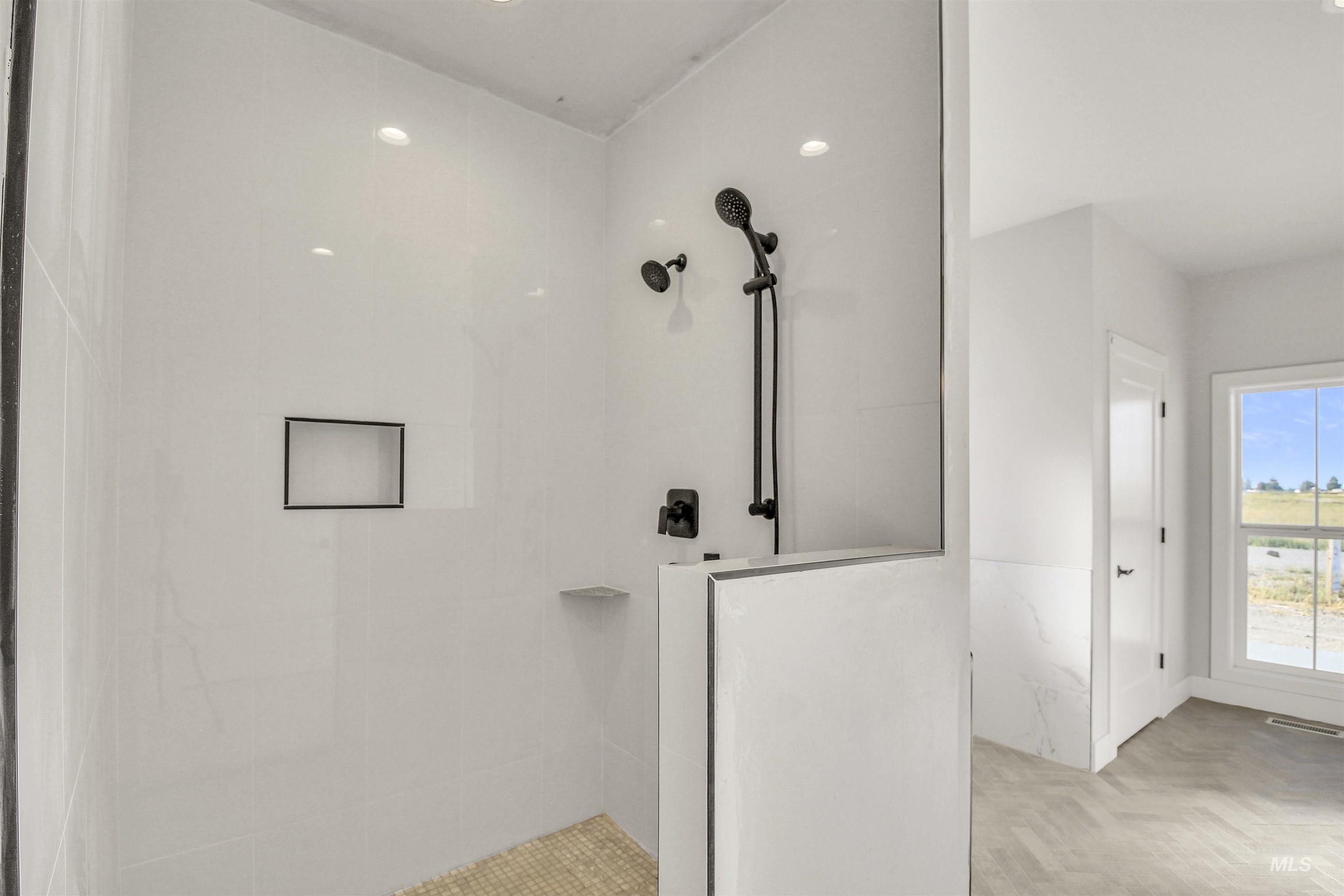 262 Ferdinand Circle Property Photo 18