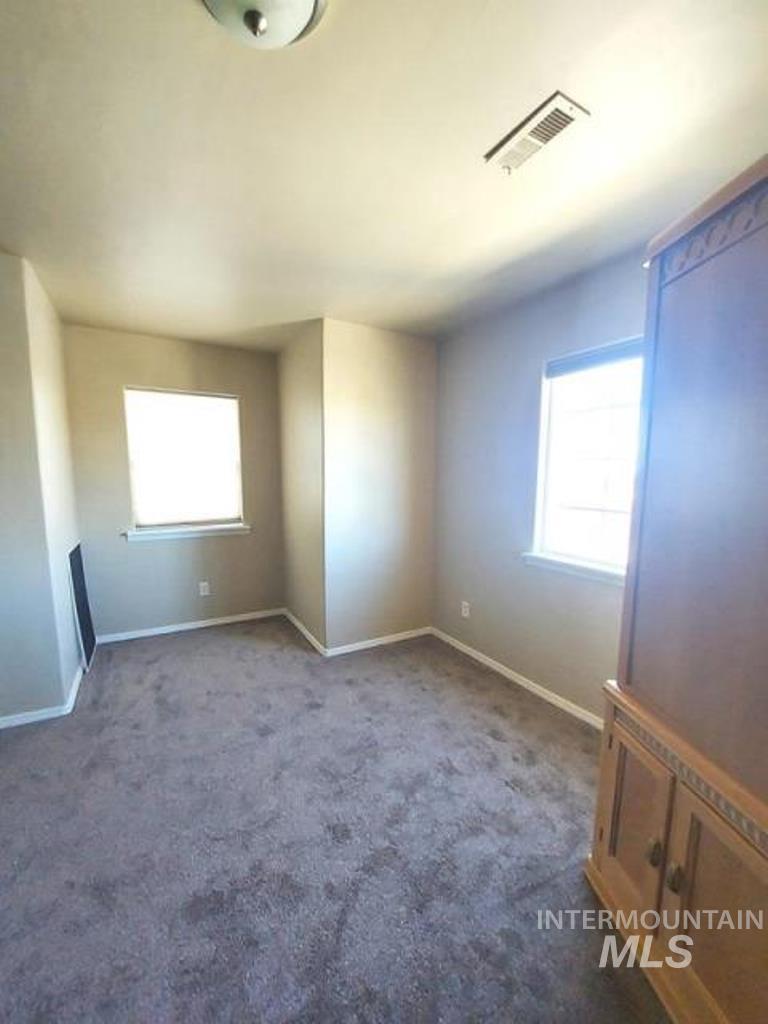 651 S Harrison Street Property Photo 22