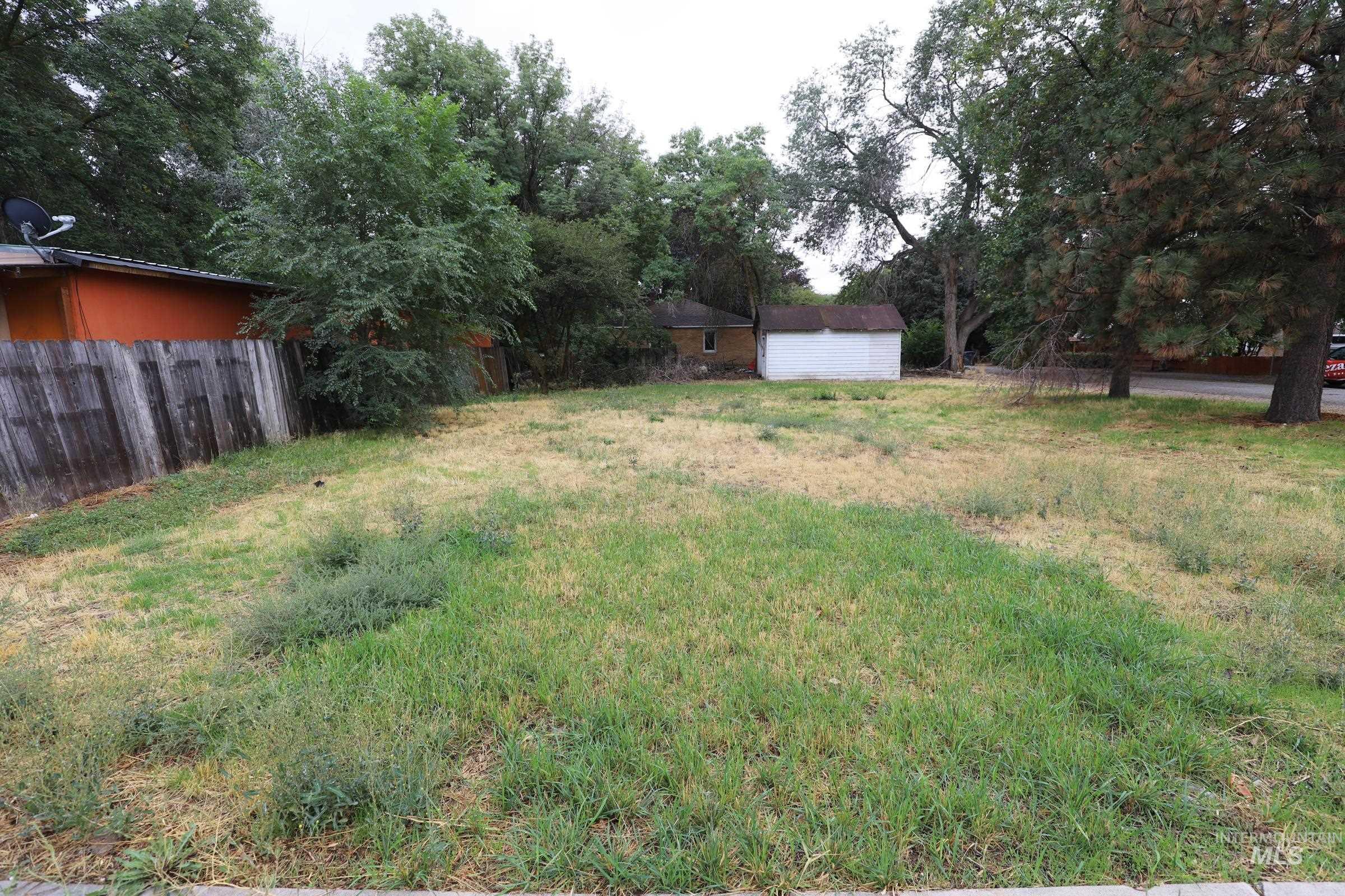 324 North Carmen Street Property Photo 1
