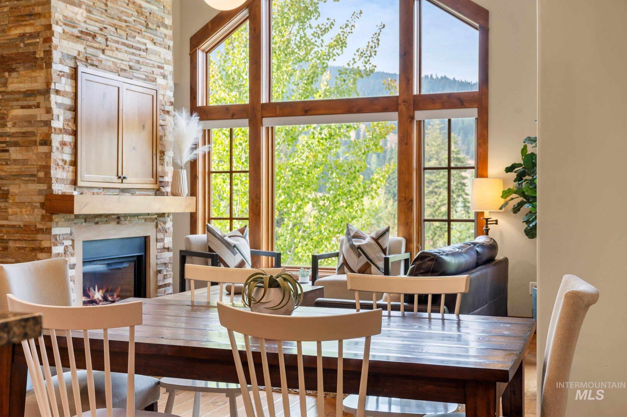 75 Arling Center Court Property Photo 3