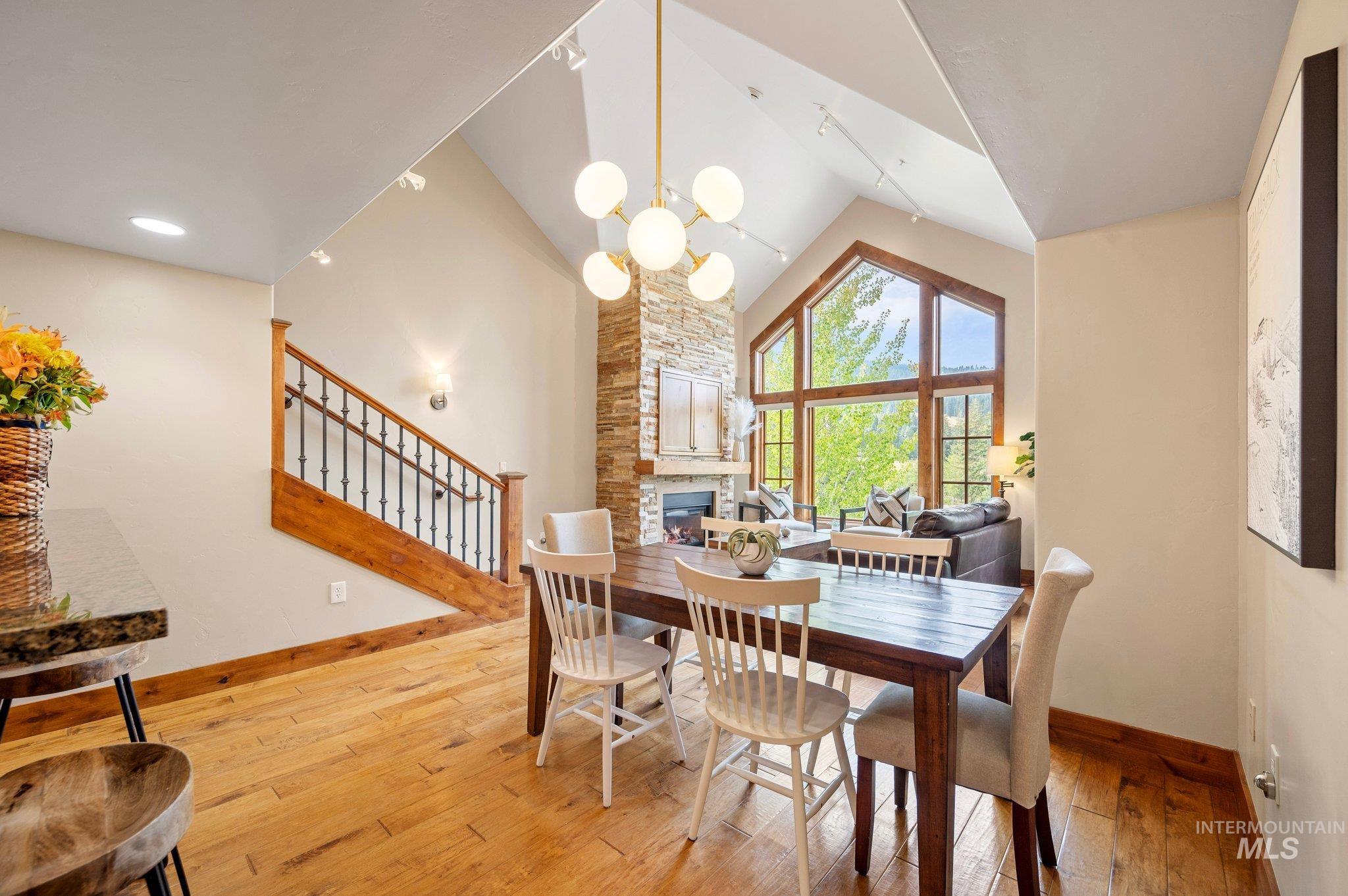 75 Arling Center Court Property Photo 6