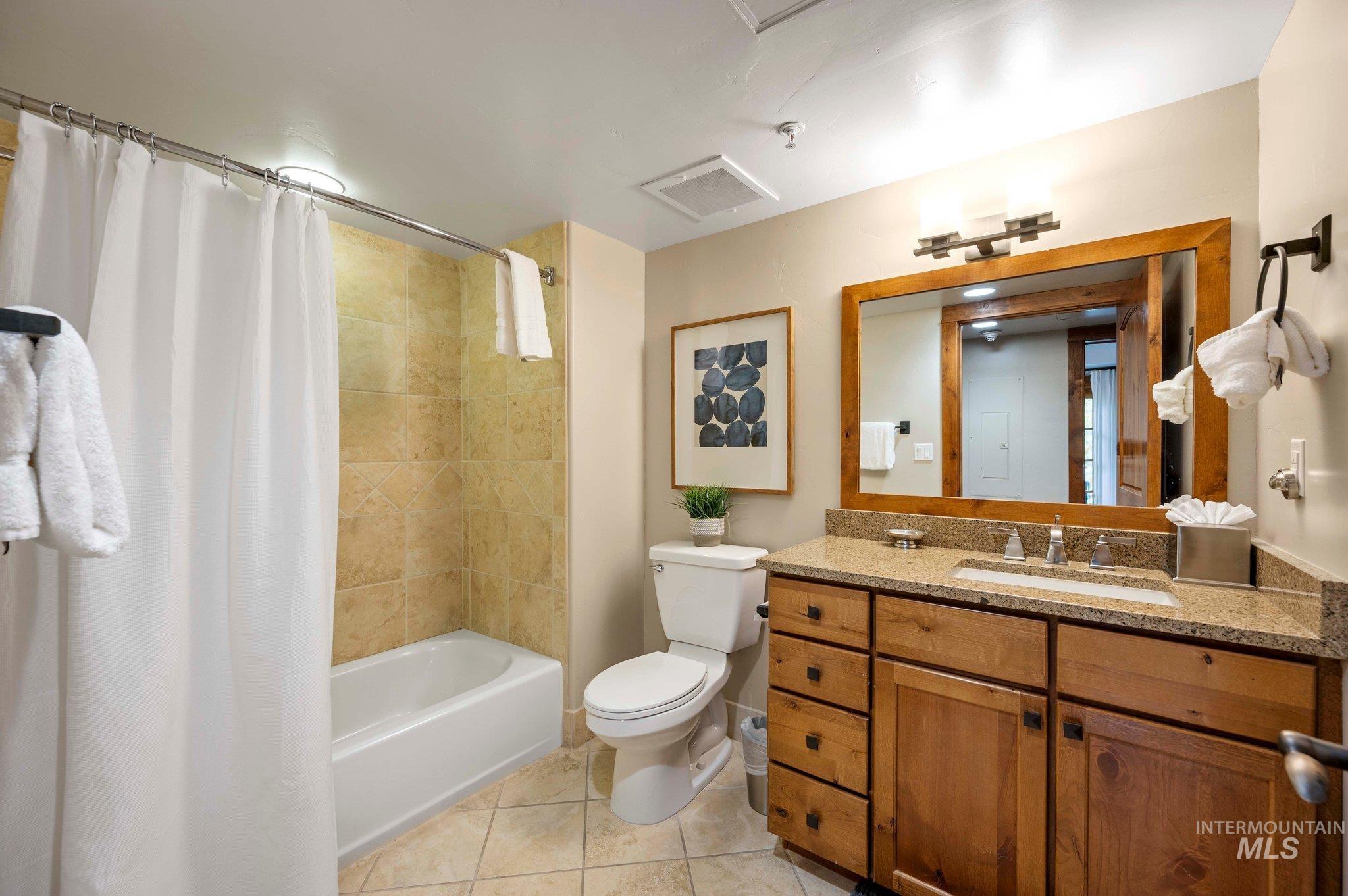 75 Arling Center Court Property Photo 15