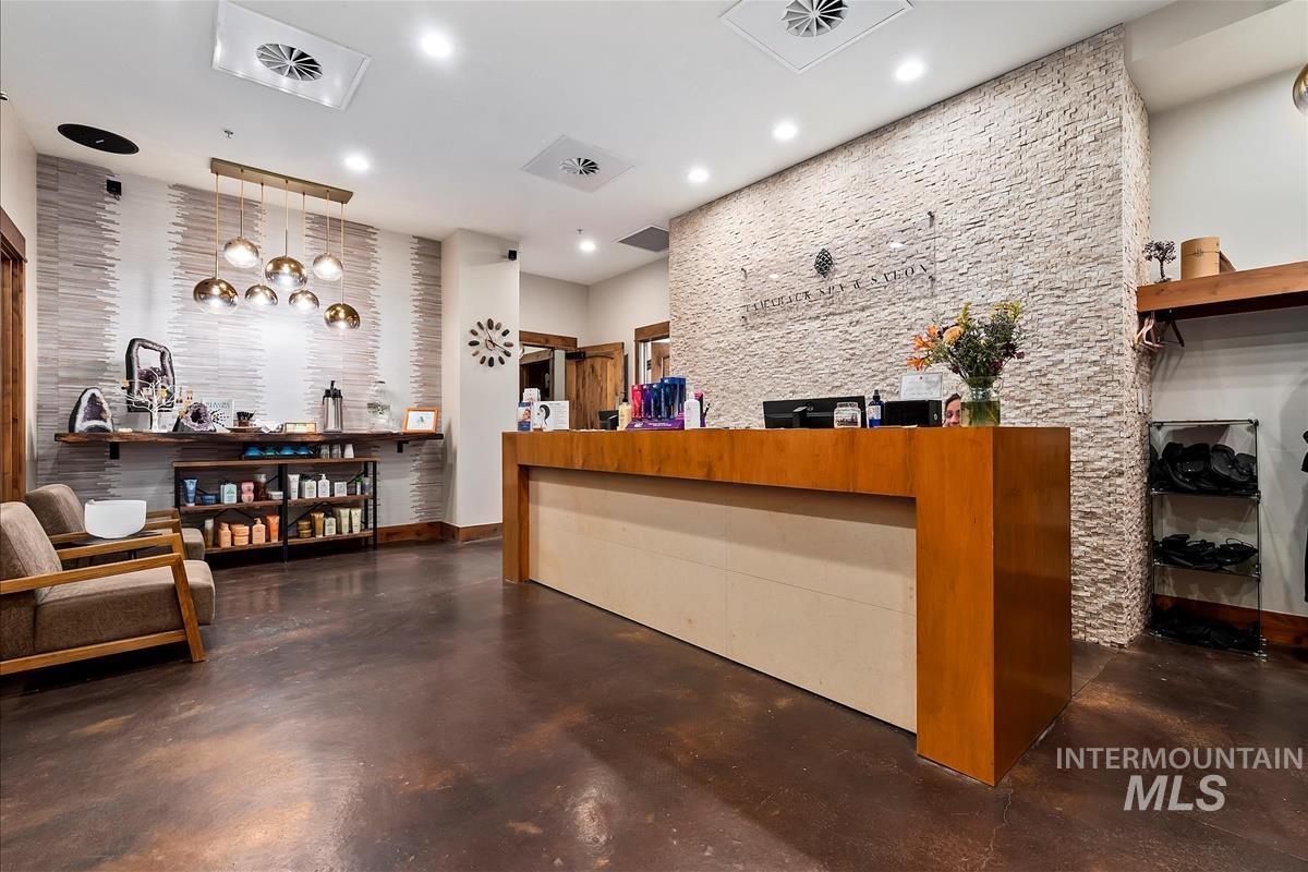 75 Arling Center Court Property Photo 38