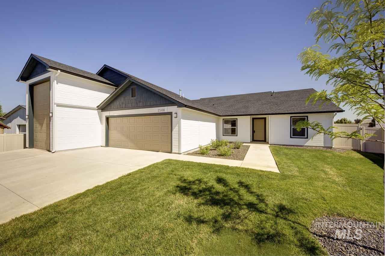 2508 E Crooked Creek Street Property Photo 2