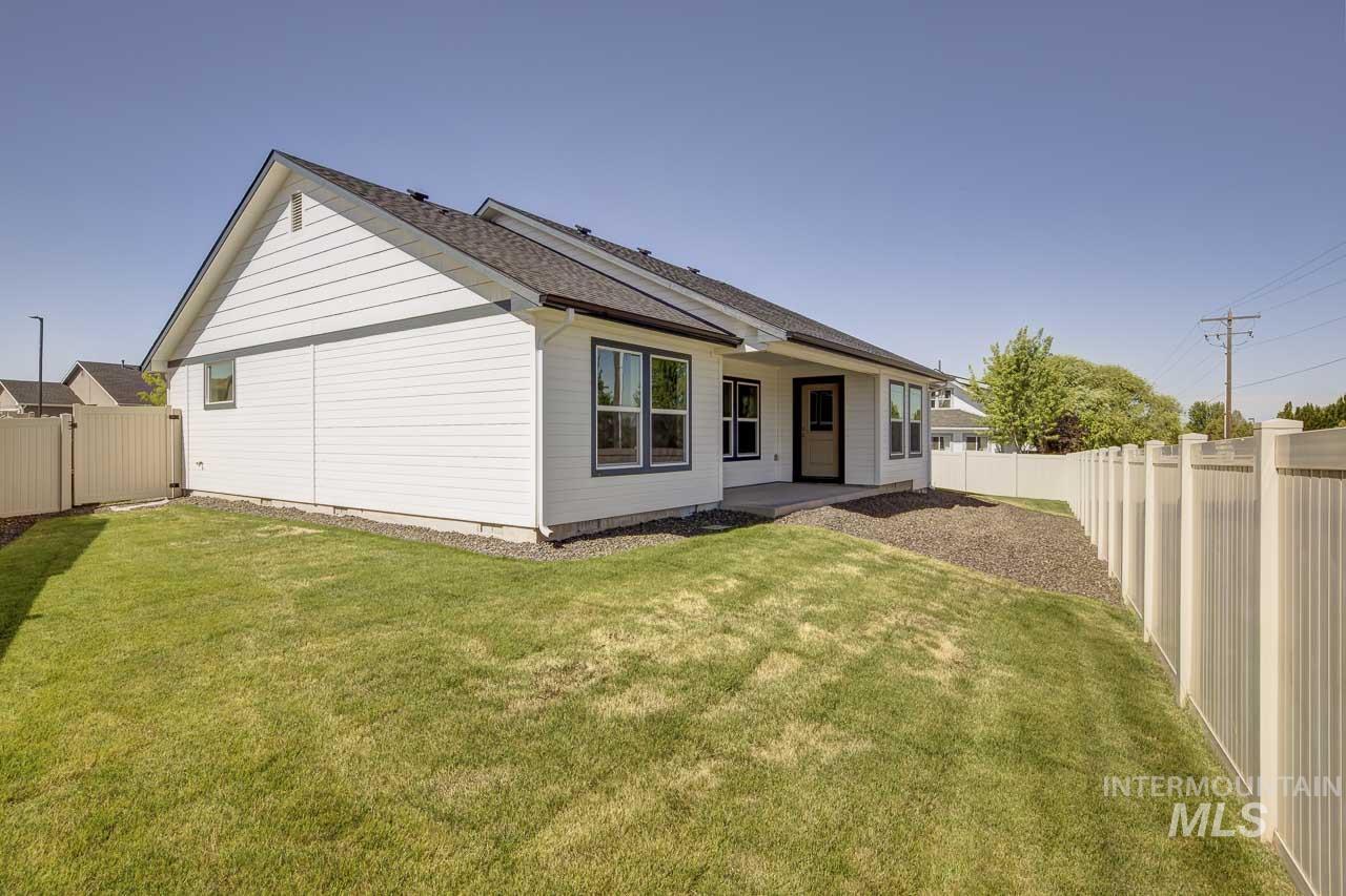 2508 E Crooked Creek Street Property Photo 4