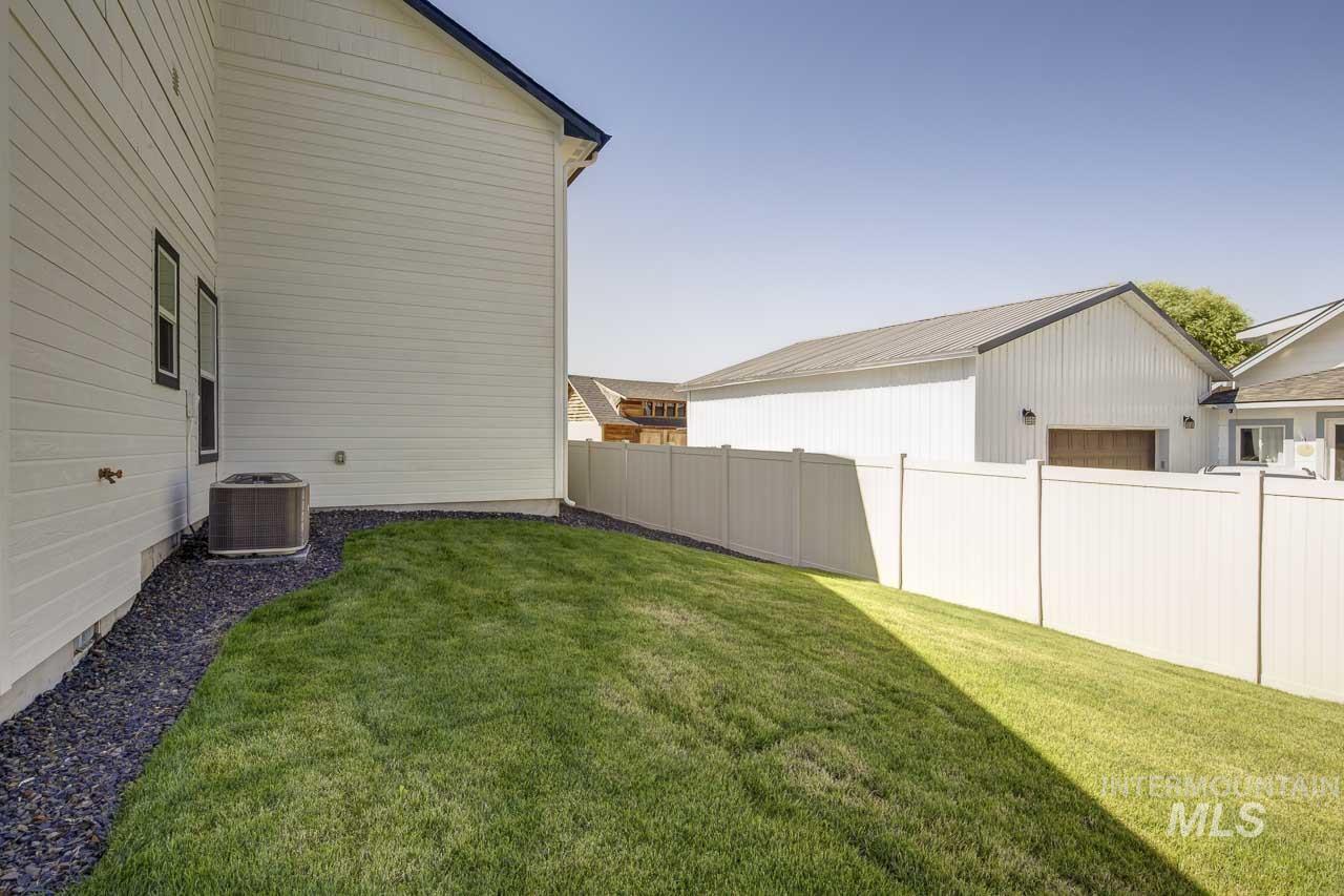 2508 E Crooked Creek Street Property Photo 5