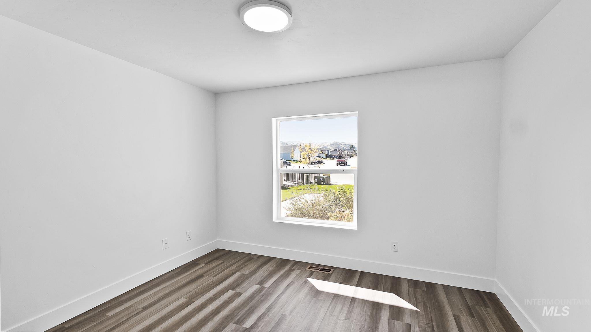 2508 E Crooked Creek Street Property Photo 10