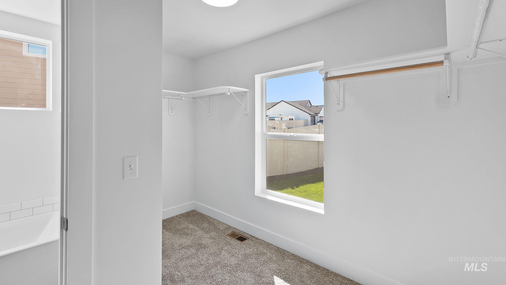 2508 E Crooked Creek Street Property Photo 17