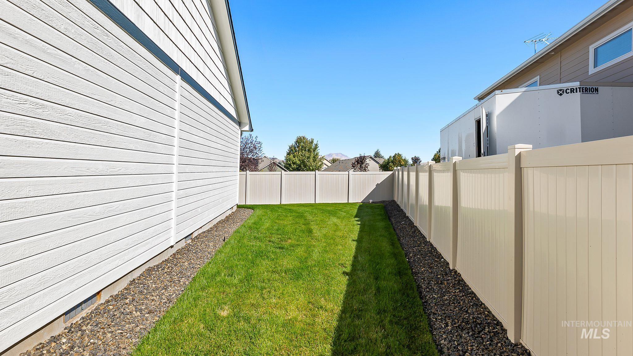 2508 E Crooked Creek Street Property Photo 27