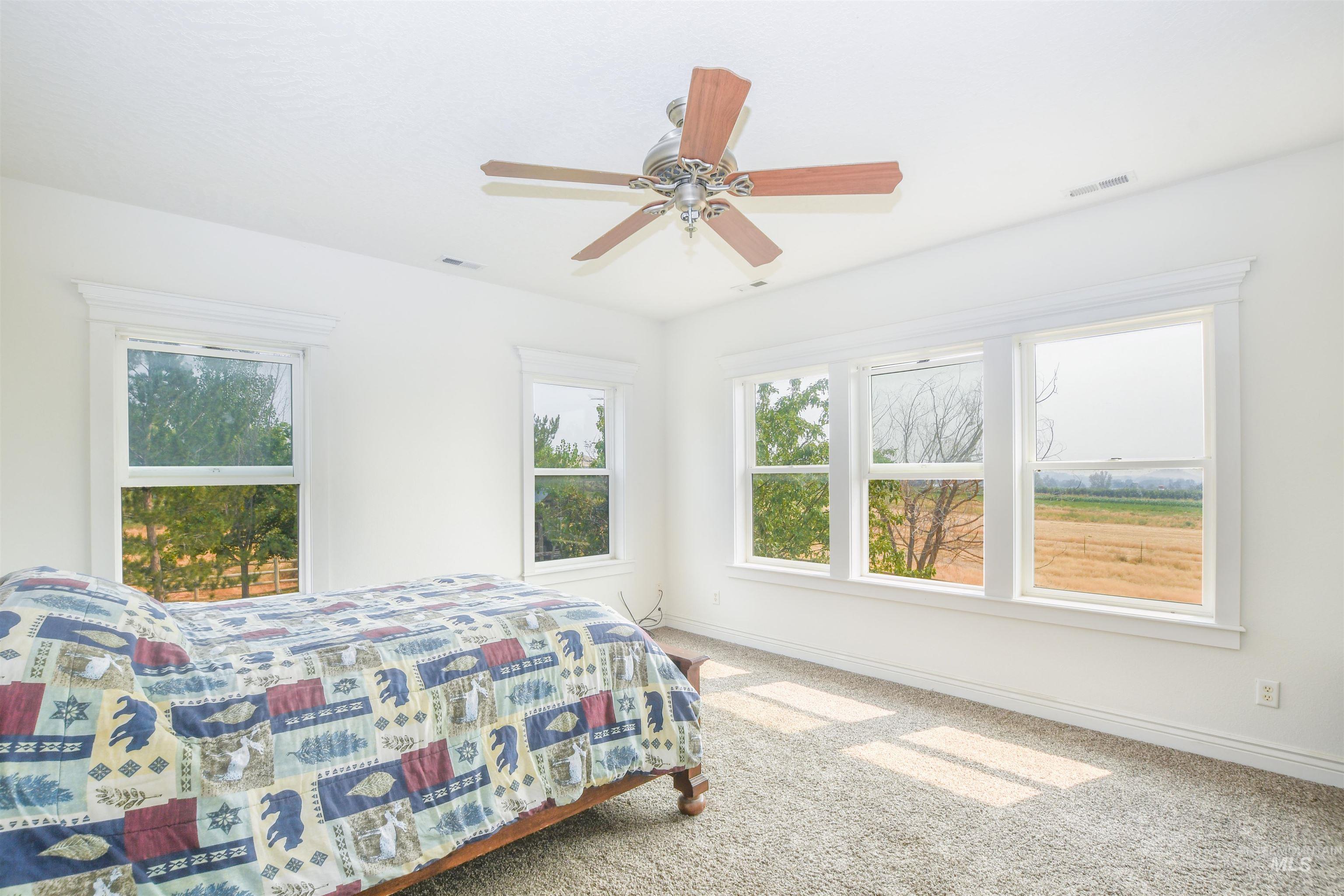 20169 Hoskins Rd Property Photo 11
