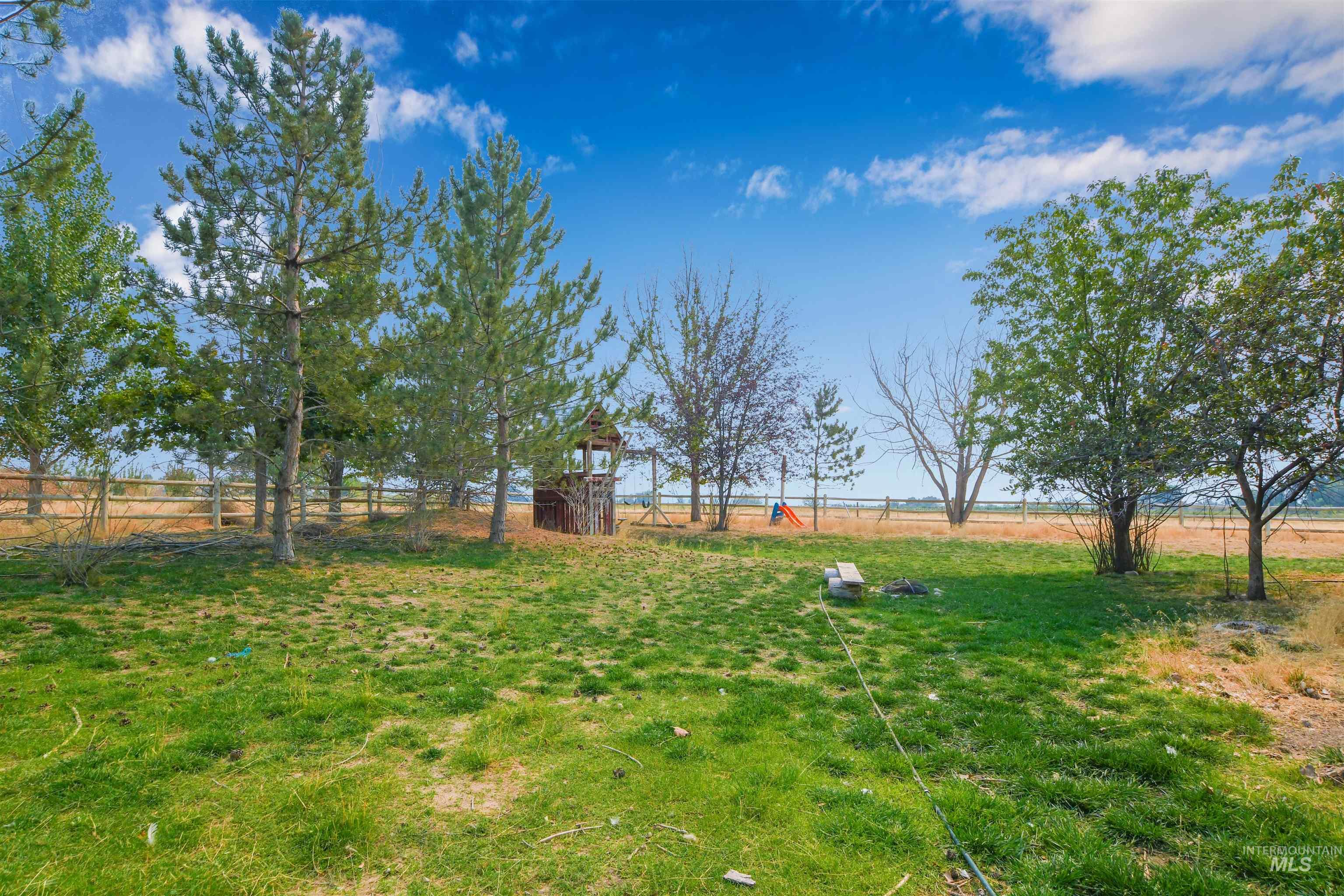 20169 Hoskins Rd Property Photo 23