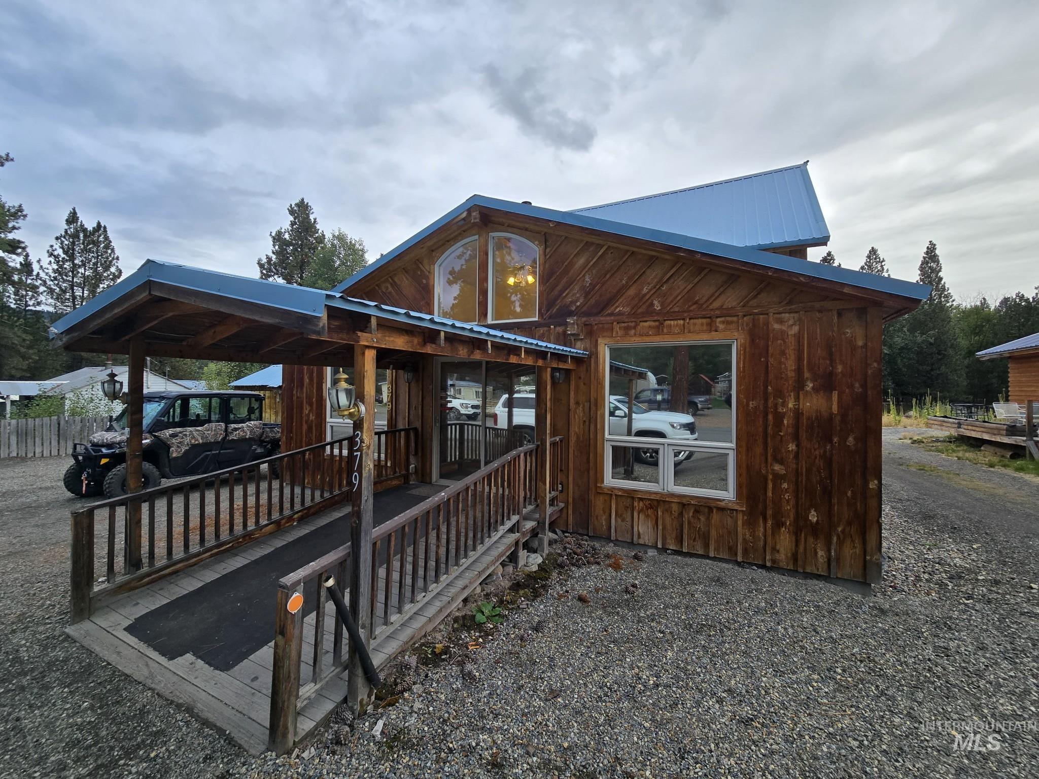 379 S Mill Street Property Photo