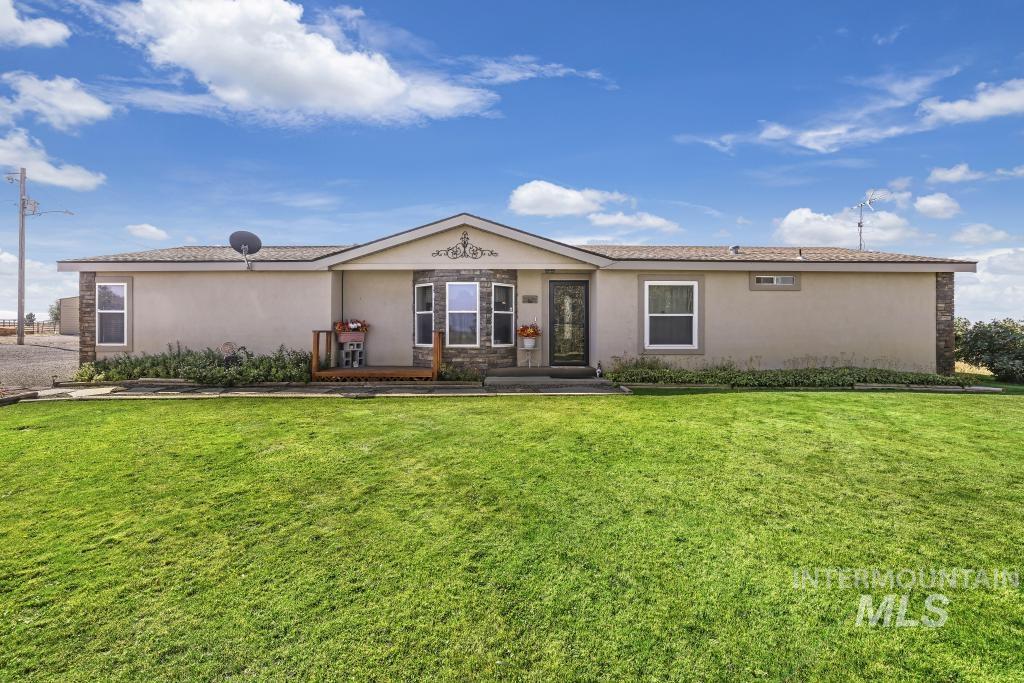 3075 N 2600 E Property Photo 1