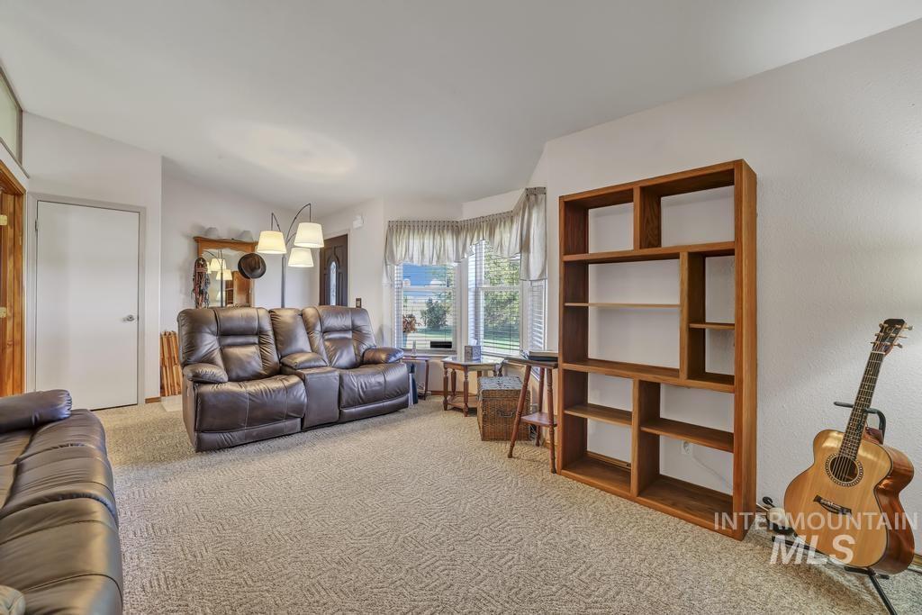 3075 N 2600 E Property Photo 6