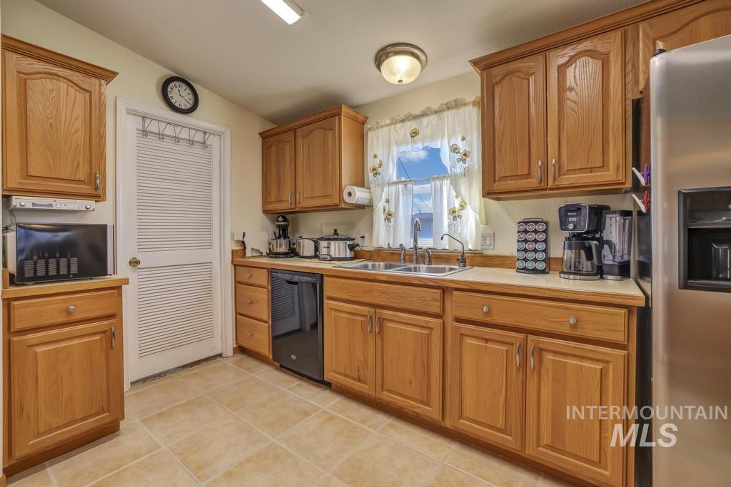 3075 N 2600 E Property Photo 10