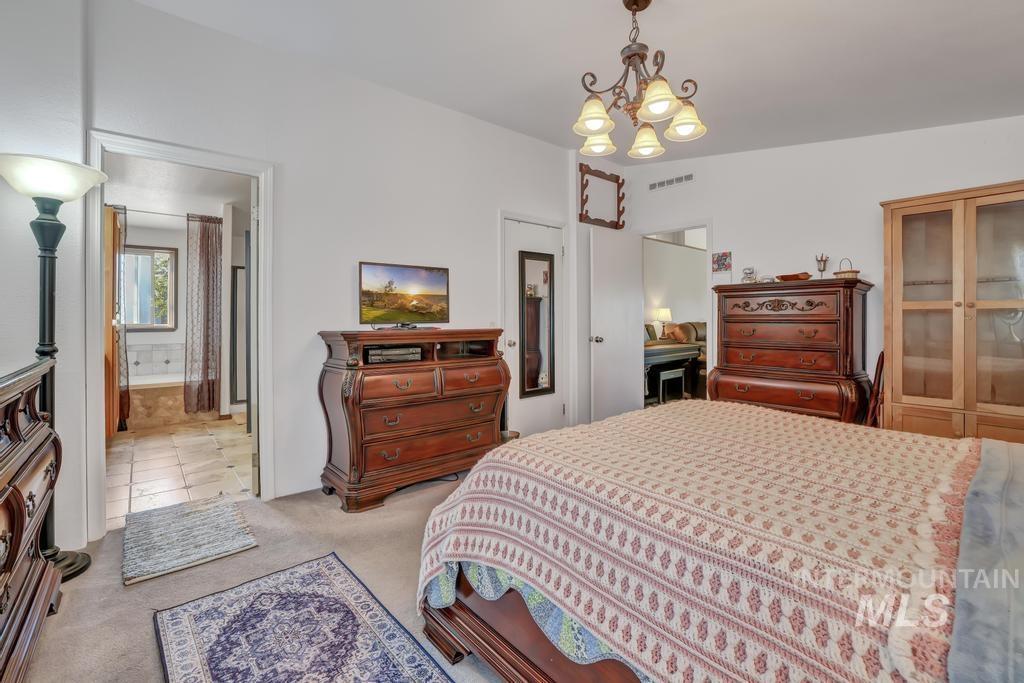 3075 N 2600 E Property Photo 20