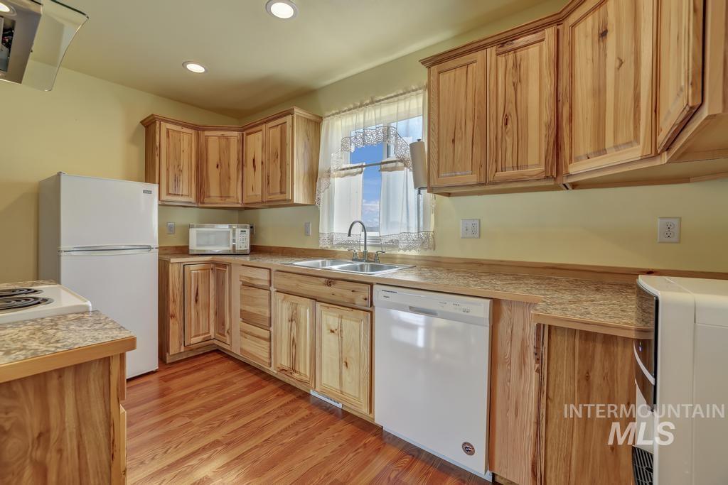 3075 N 2600 E Property Photo 25