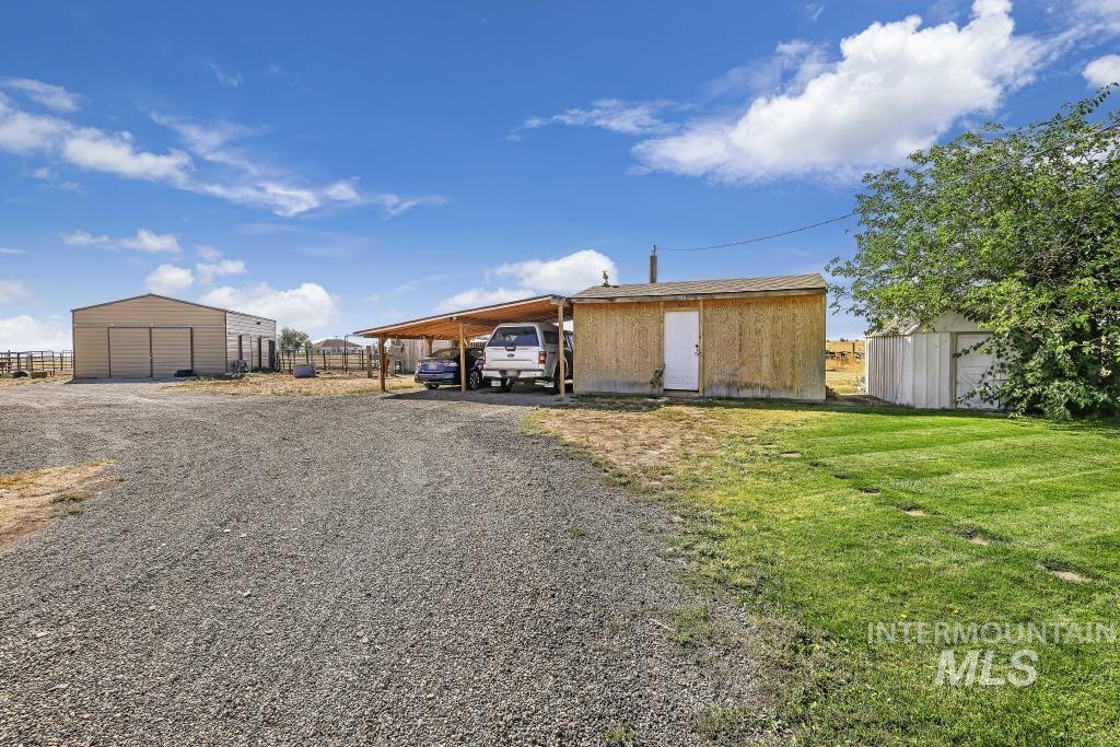 3075 N 2600 E Property Photo 41