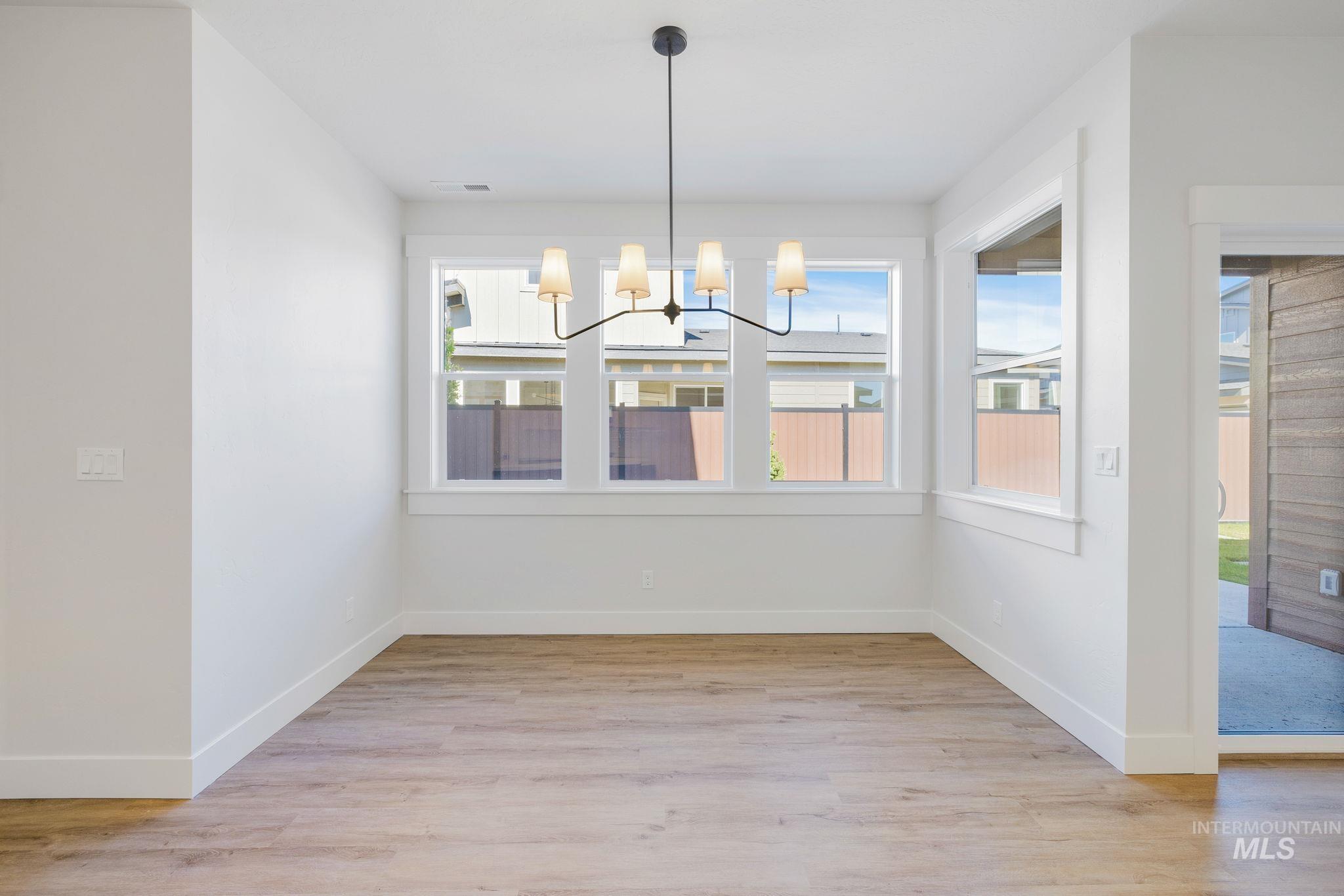 24 Bridger St Property Photo 8