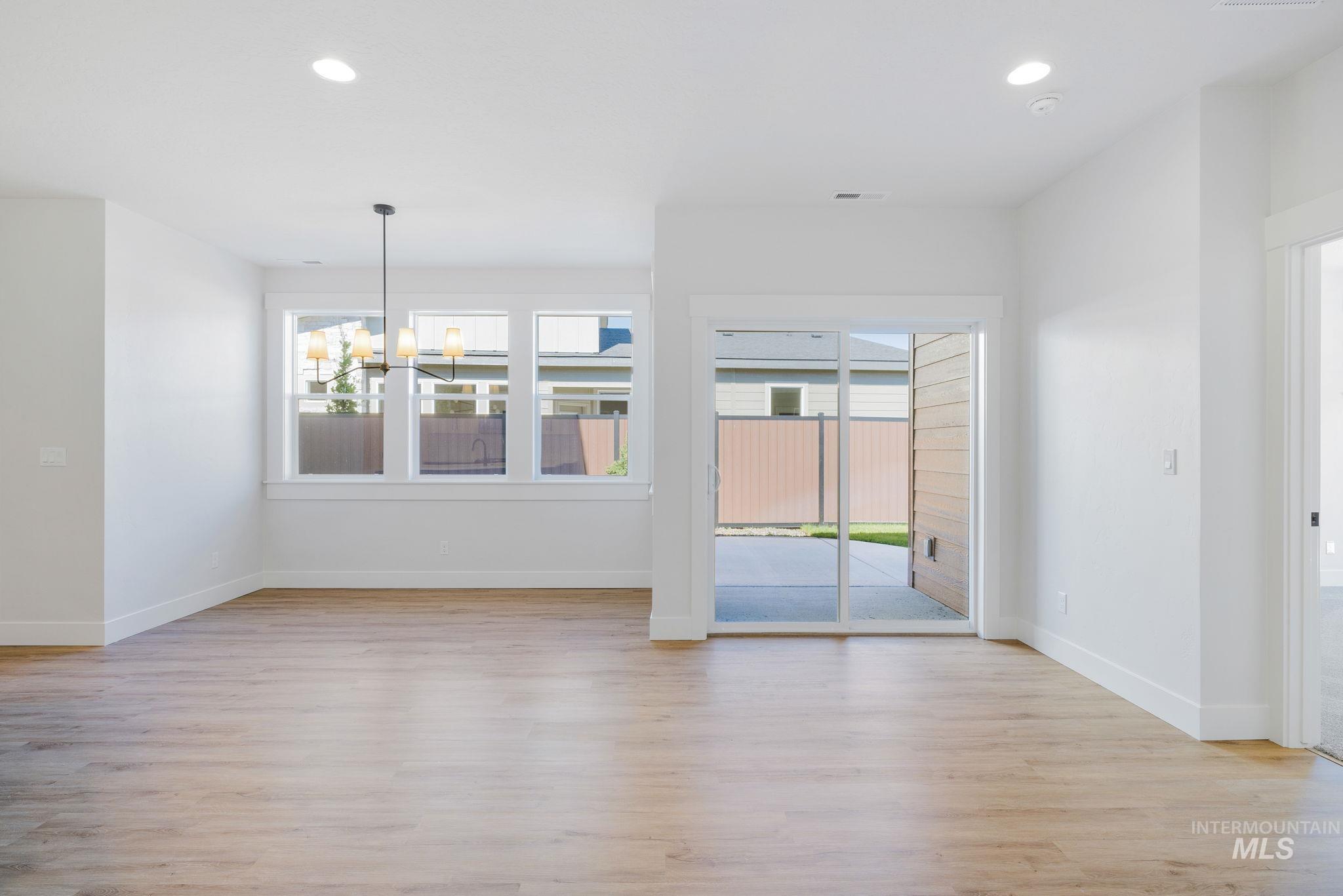 24 Bridger St Property Photo 14