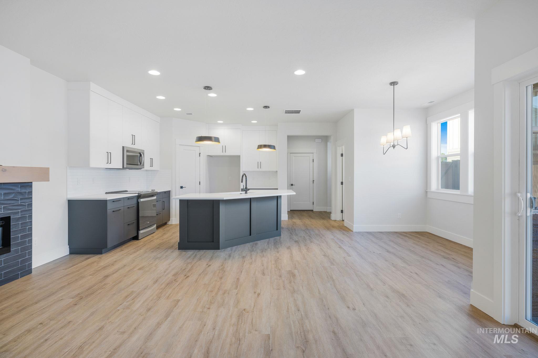24 Bridger St Property Photo 15