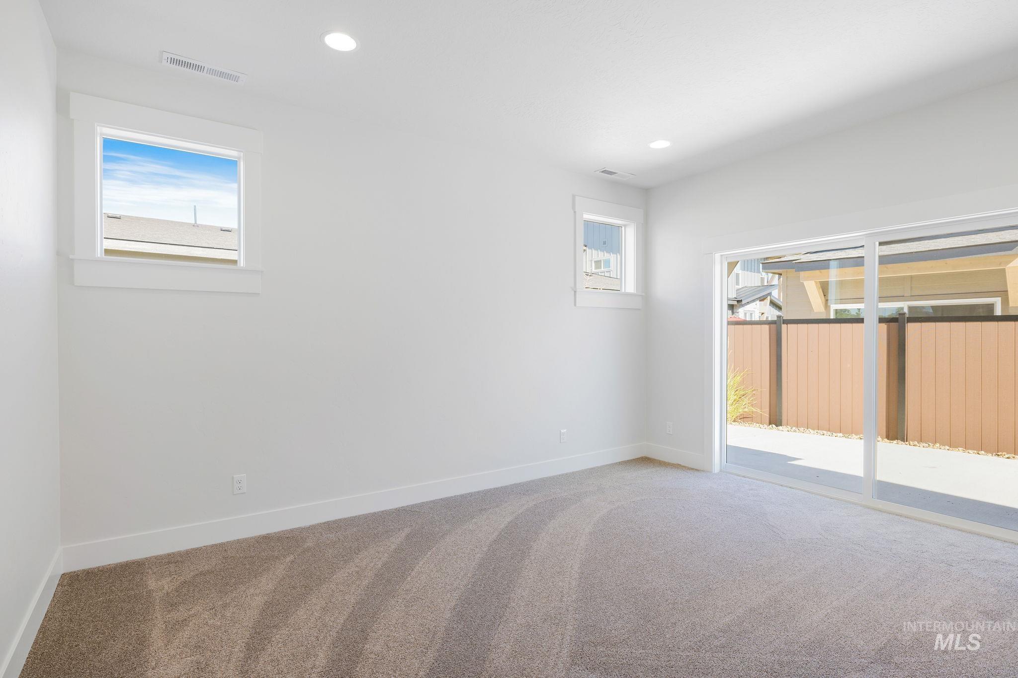 24 Bridger St Property Photo 16