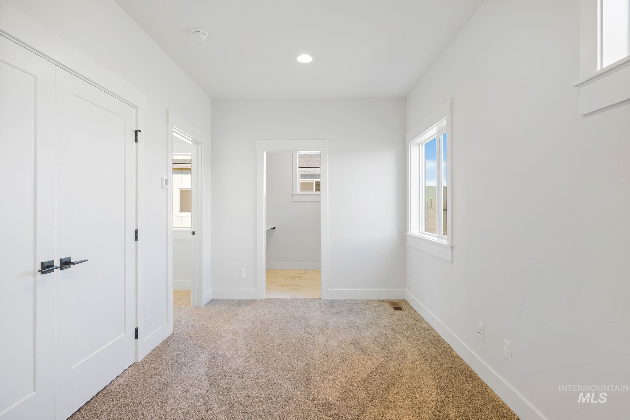 24 Bridger St Property Photo 23