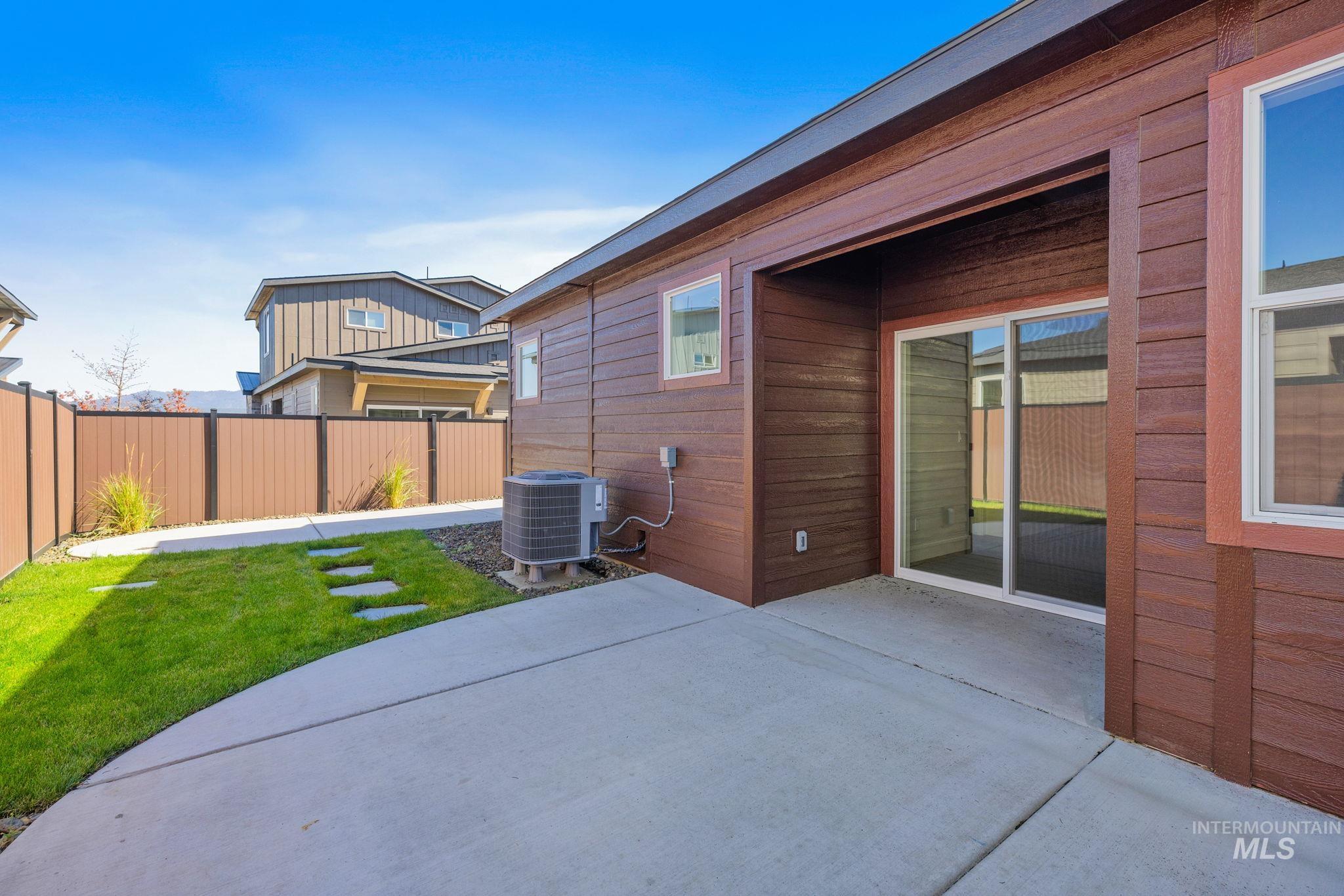 24 Bridger St Property Photo 33