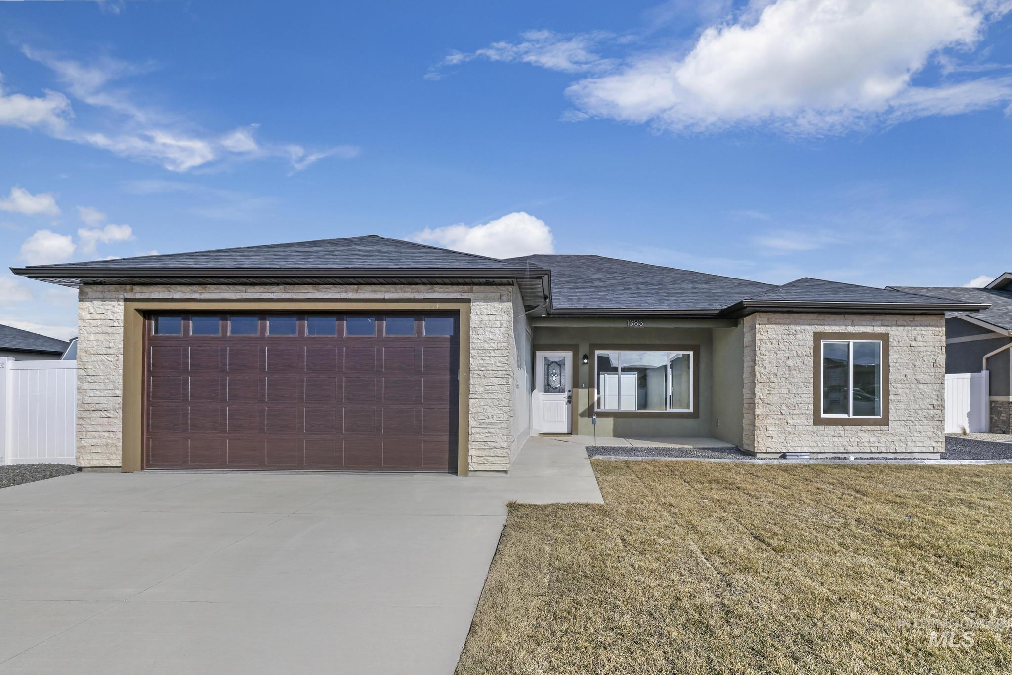 1383 Zephlyn Street Property Photo