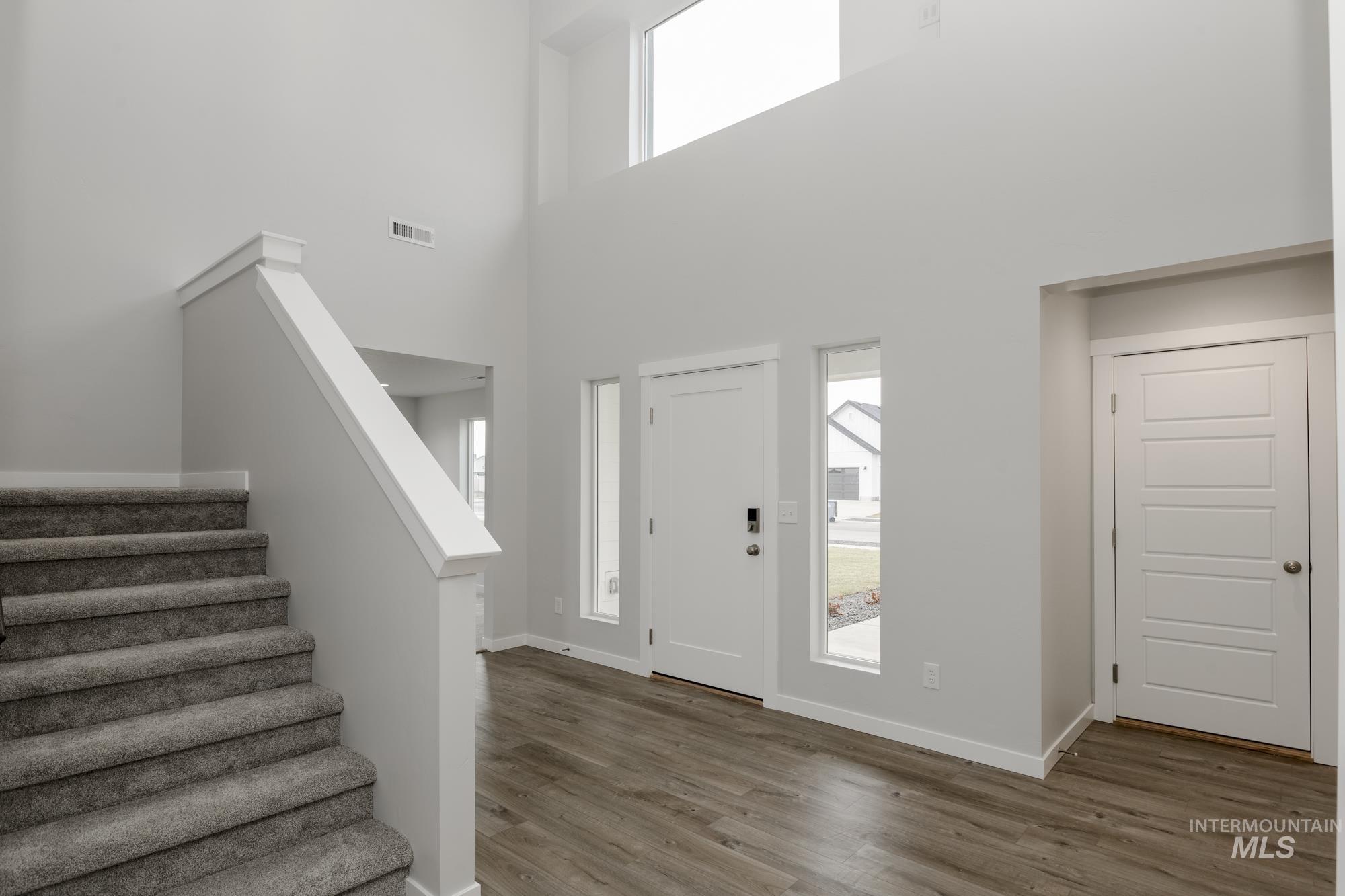 17468 N Floud Way Property Photo 2