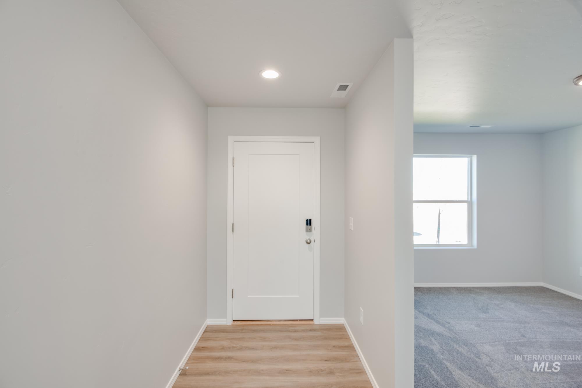 2566 N Arroyo Vista Way Property Photo 2
