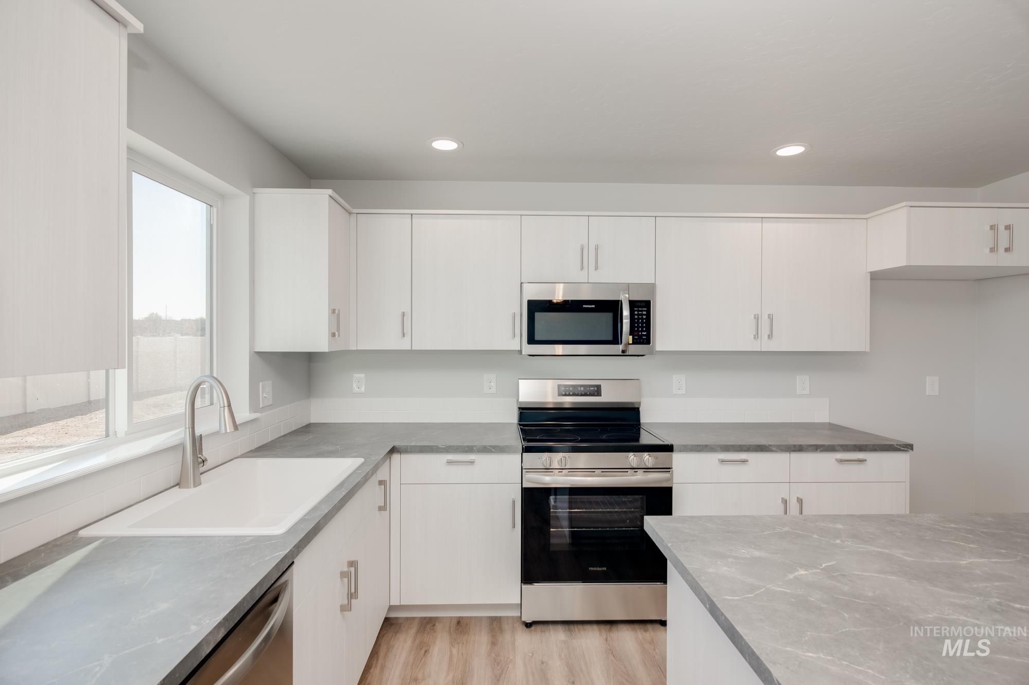 2566 N Arroyo Vista Way Property Photo 4
