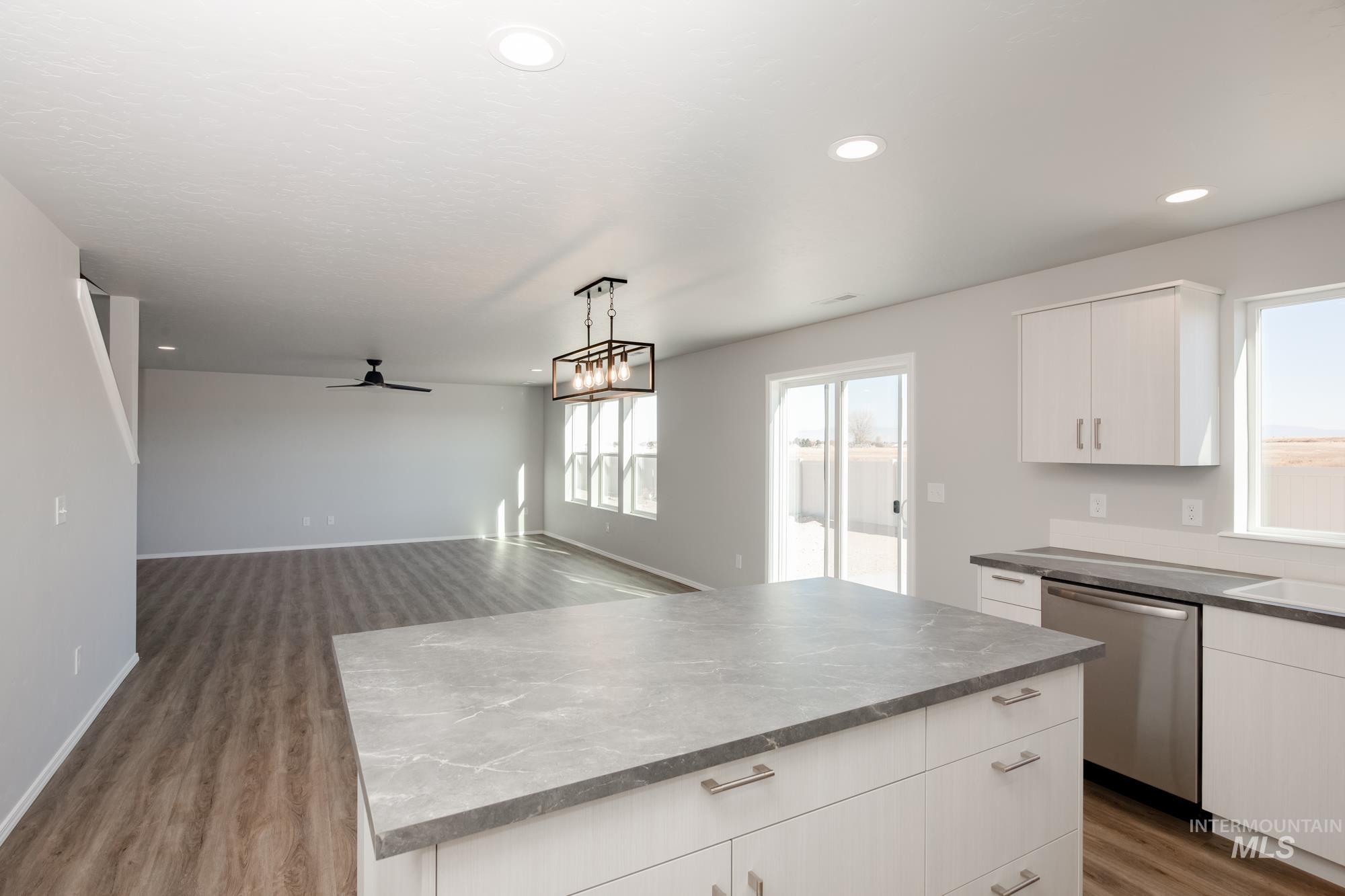 2566 N Arroyo Vista Way Property Photo 7