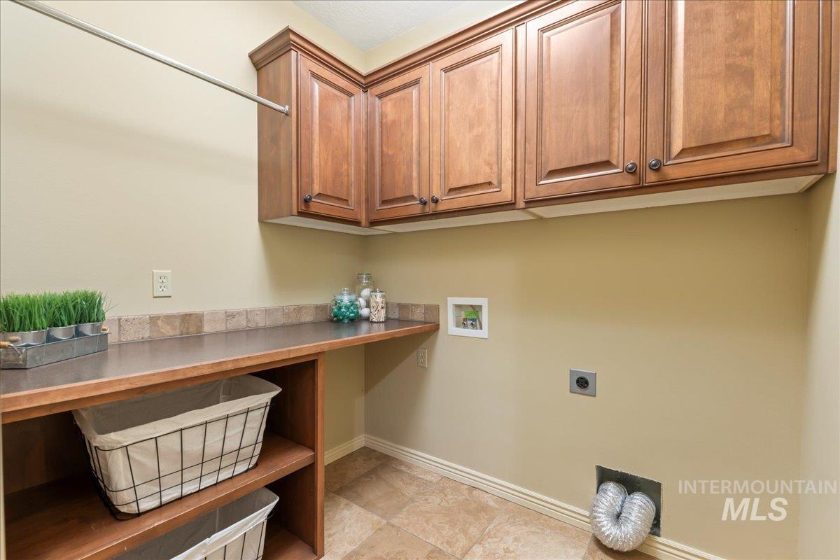 873 N Woodvalley Place Property Photo 30