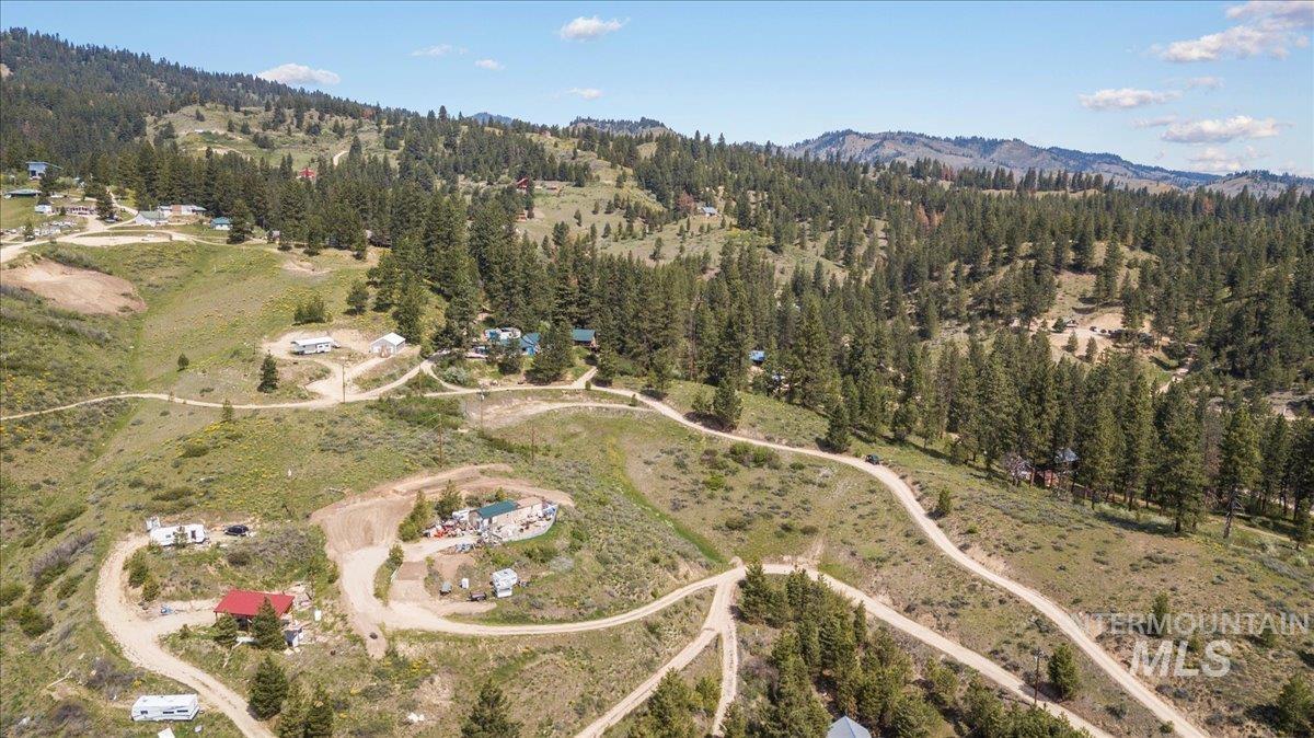 38 Deadman Gulch Rd Property Photo 8