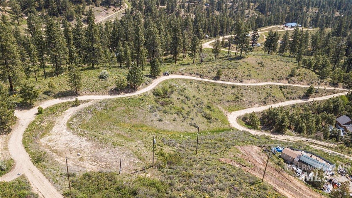 38 Deadman Gulch Rd Property Photo 9