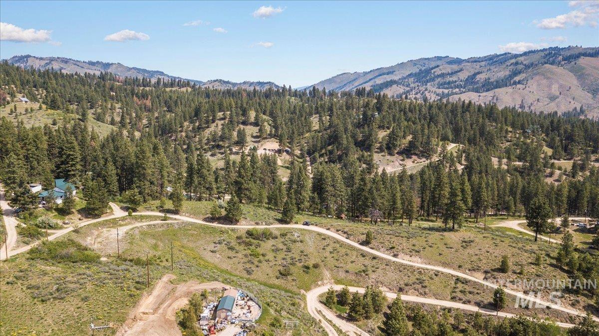 38 Deadman Gulch Rd Property Photo 10