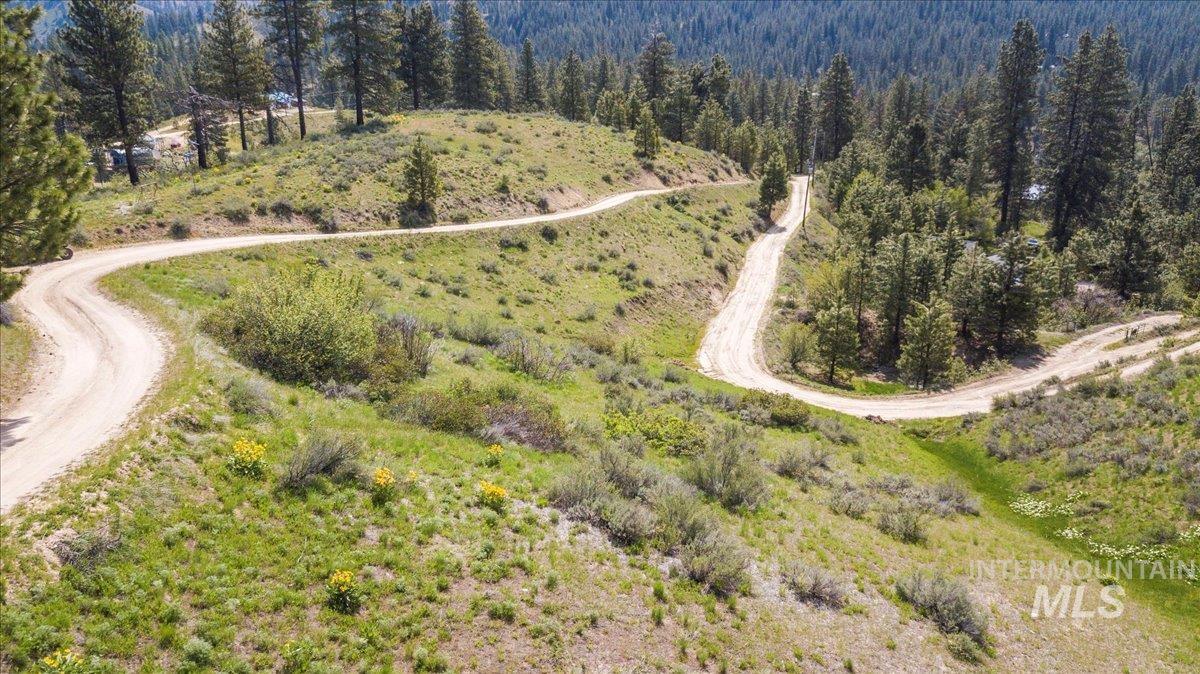 38 Deadman Gulch Rd Property Photo 13