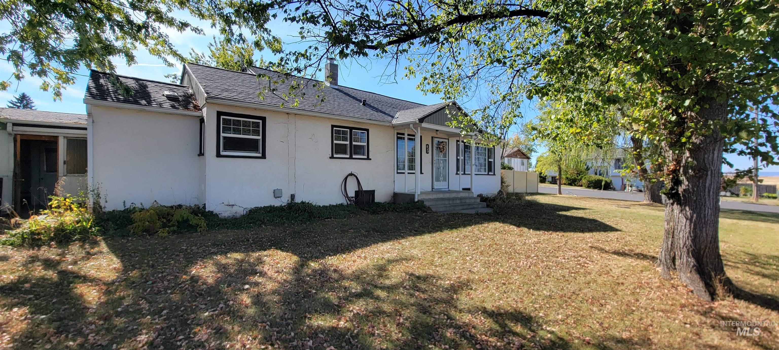 824 Elk Street Property Photo 3