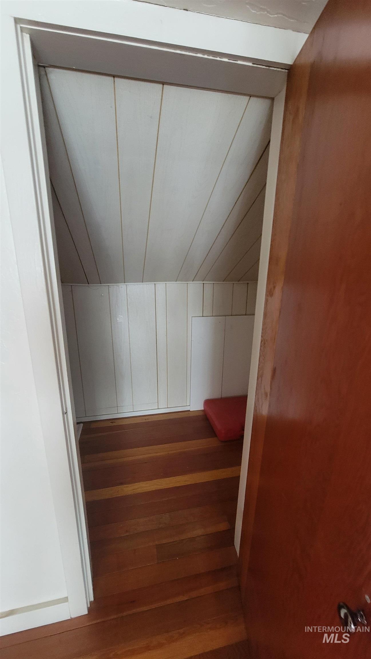 824 Elk Street Property Photo 33