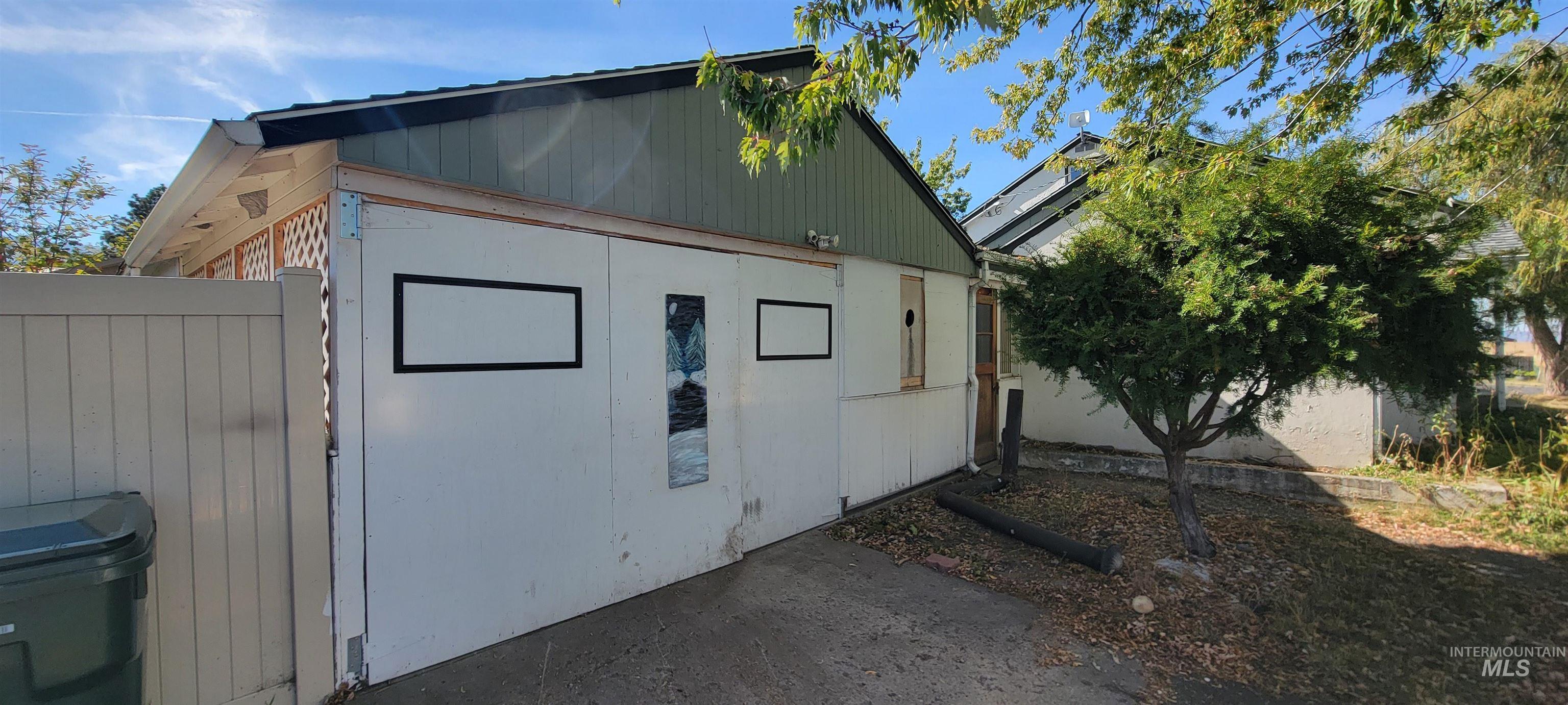 824 Elk Street Property Photo 41