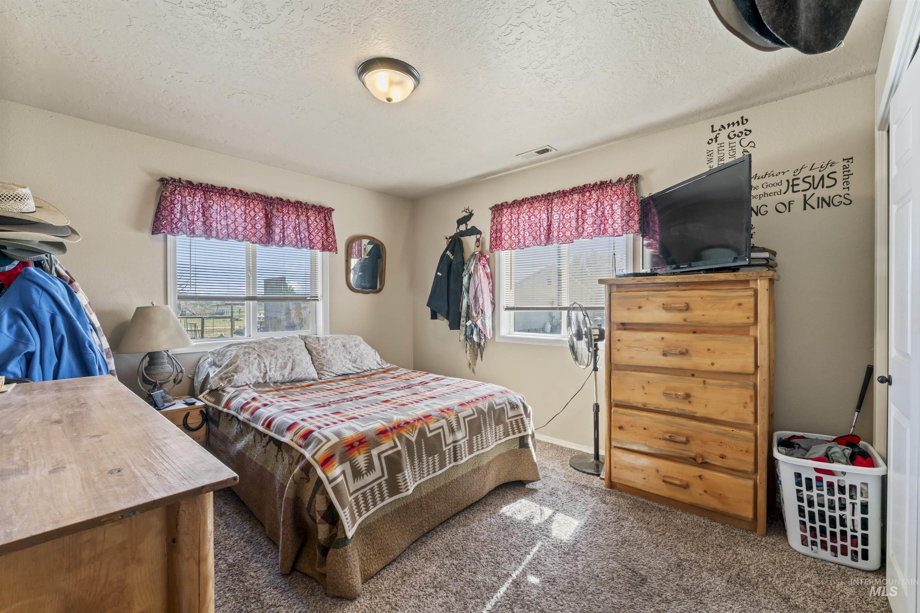 9221 Brill Road Property Photo 17